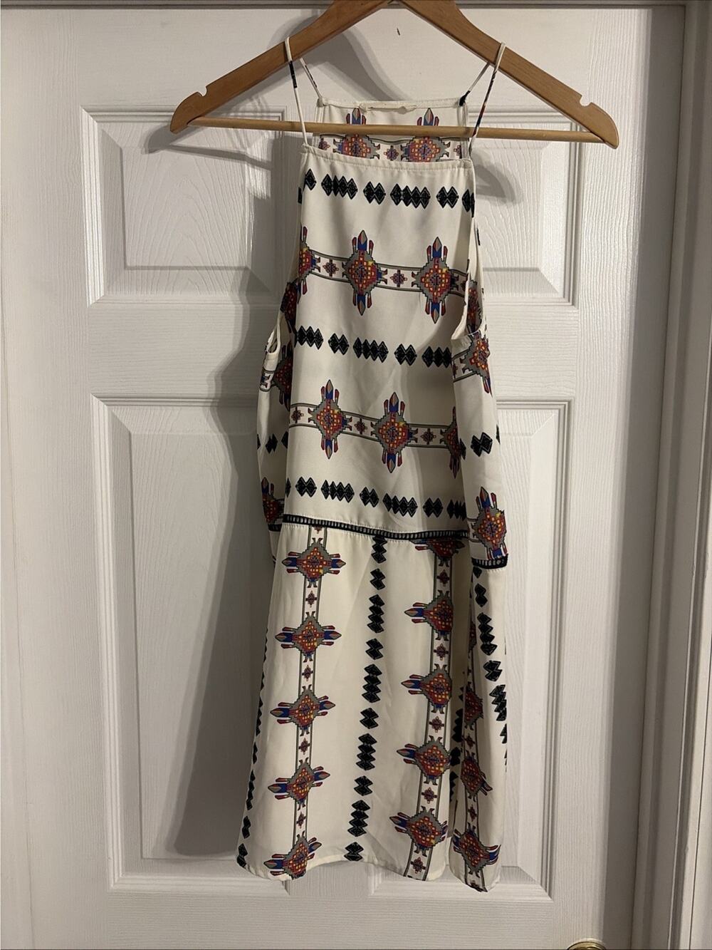 Hug Women’s Size M Aztec Tribal Print Cold Shoulder Lined Boho Dress